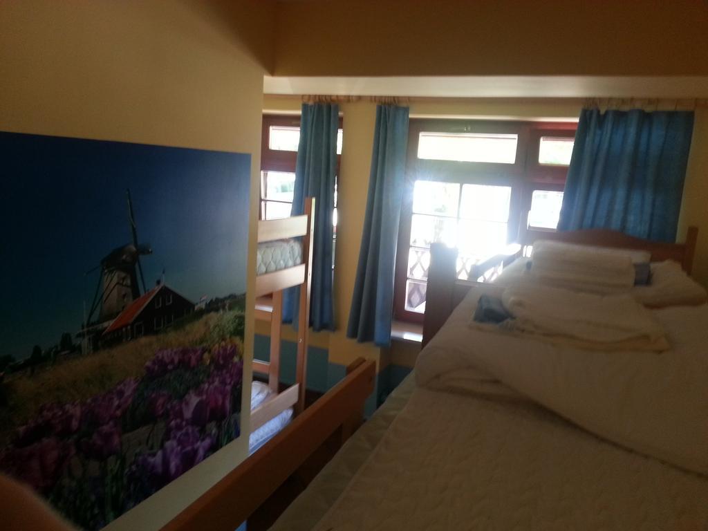 Europa Hostel בפורטורוז חדר תמונה
