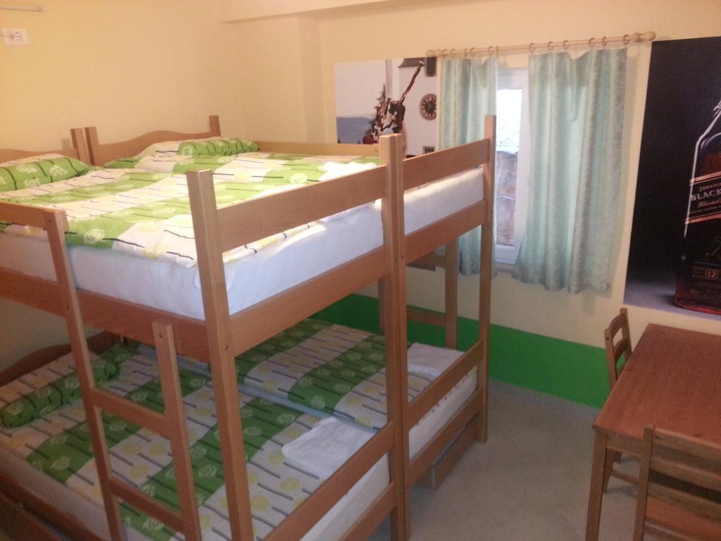 Europa Hostel בפורטורוז חדר תמונה