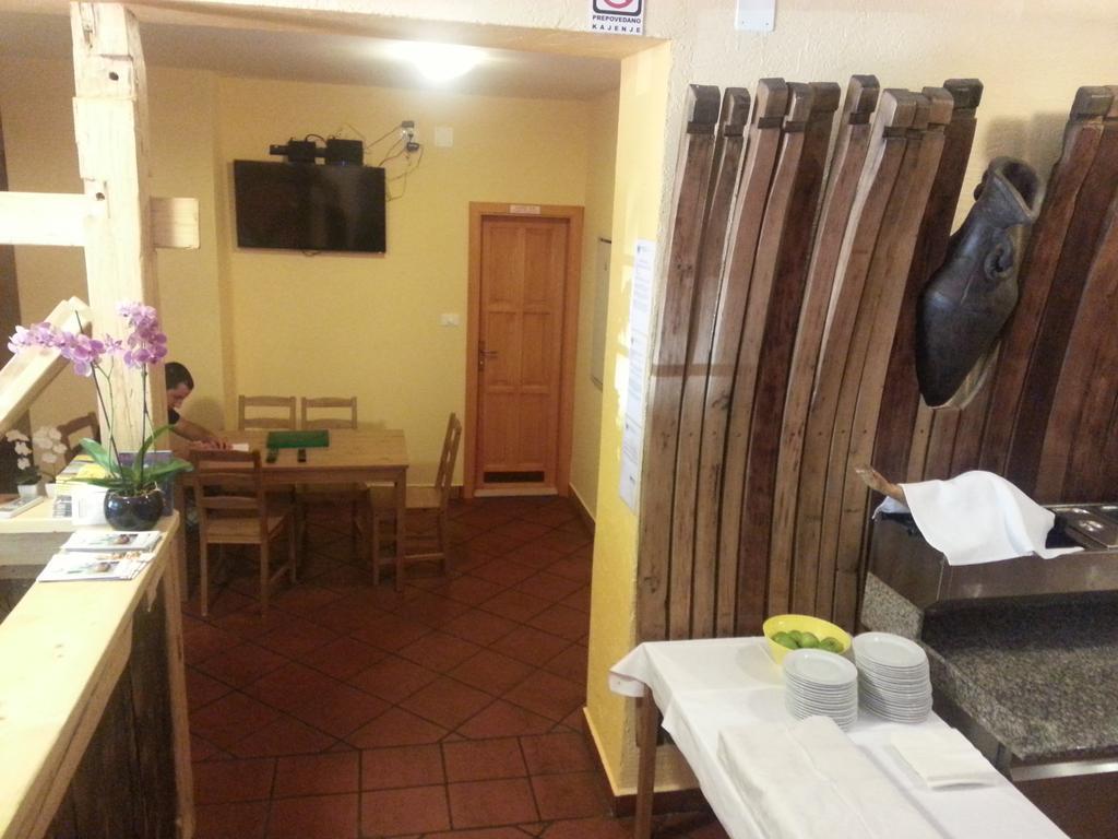 Europa Hostel בפורטורוז מראה חיצוני תמונה